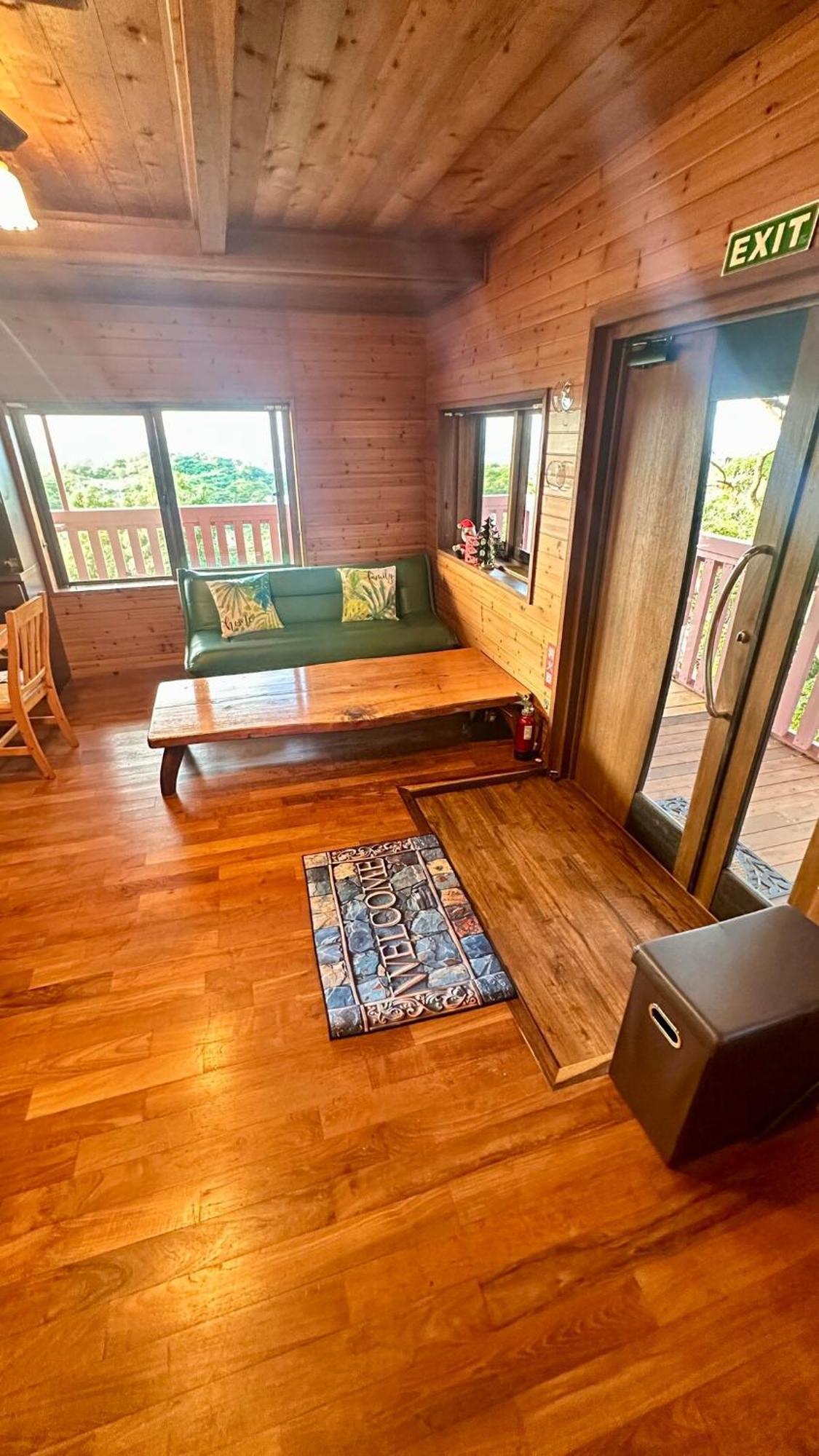 Casablanca Vacation House, 3 Floors, Billiards, Golden View 모토부 외부 사진